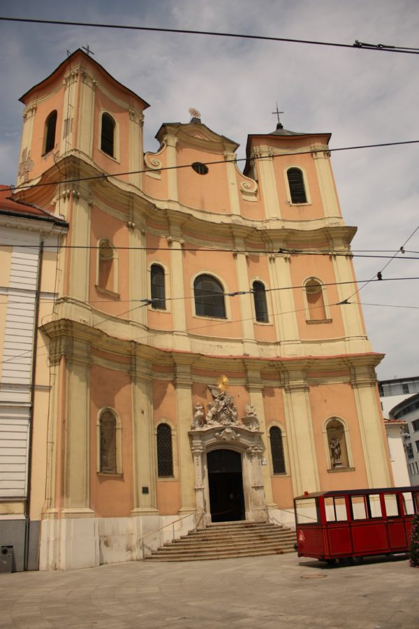 Biserică în Bratislava