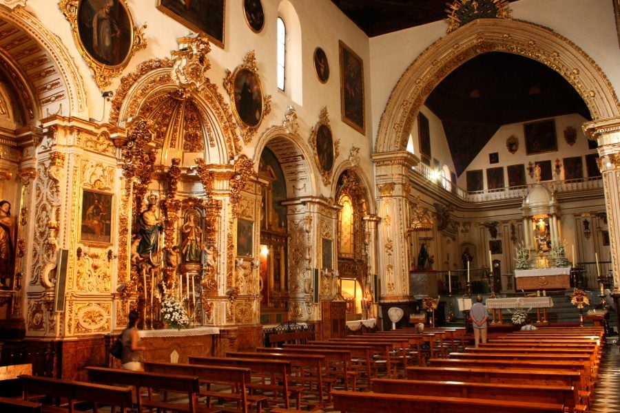 Biserica Santa Ana, Granada - interior frumos decorat de biserica