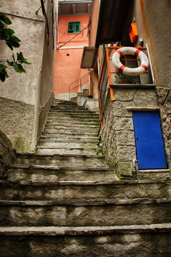 Stradă în Manarola, Cinque Terre, Italia