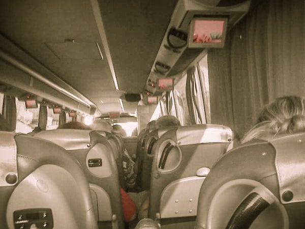 Autobuz Supra Economy in Spania